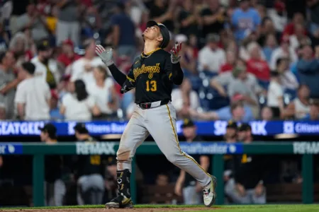 Valdez, Triolo And Rodriguez Homer For Pirates In 11-7 Win Over Phillies